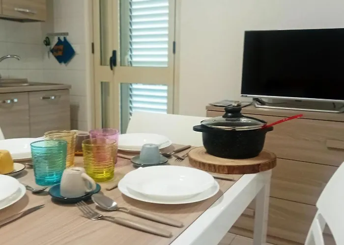 Bilocale Delle Robinie In Baia Apartment *