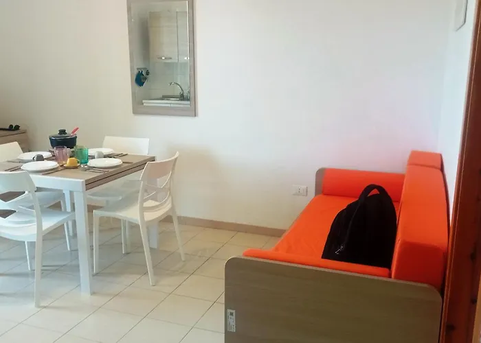 Bilocale Delle Robinie In Baia *