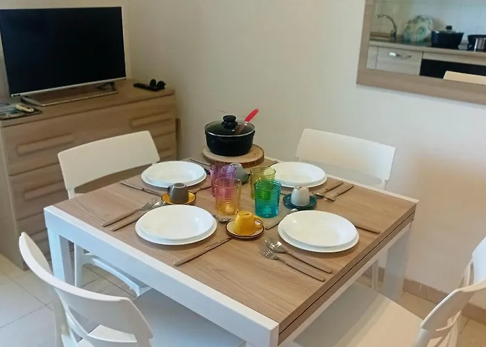 Apartment Bilocale Delle Robinie In Baia